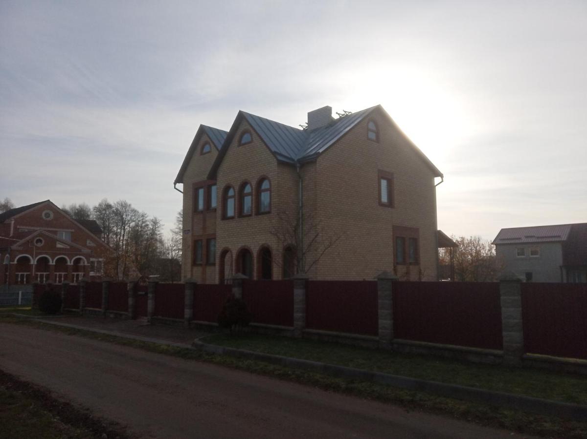 Agrousad ba quot tikhaia zavod quot ostrovets - Housity