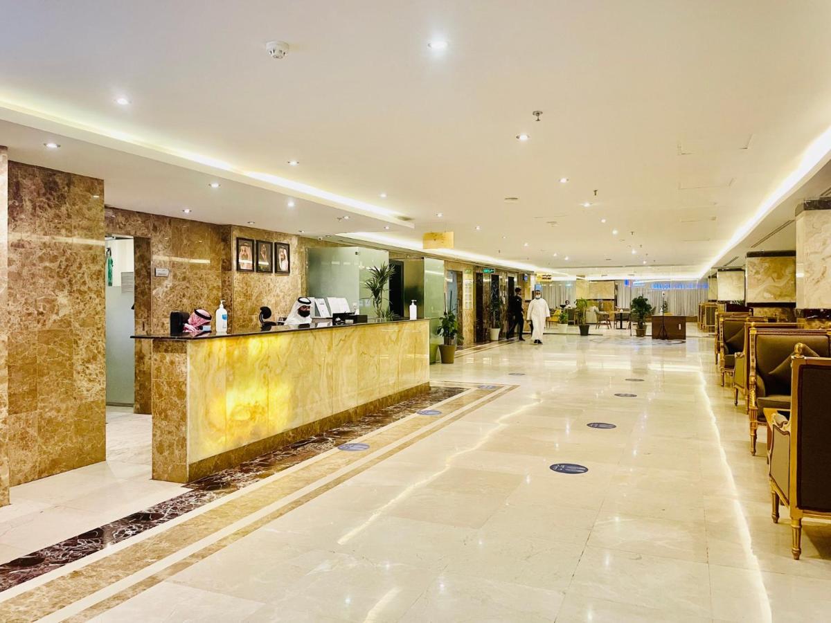 Ozone hotel - Housity