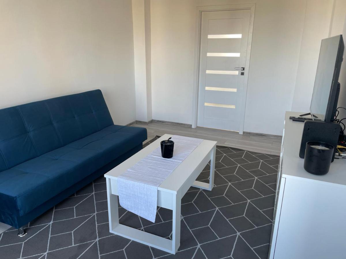 Apartament 33 - Housity