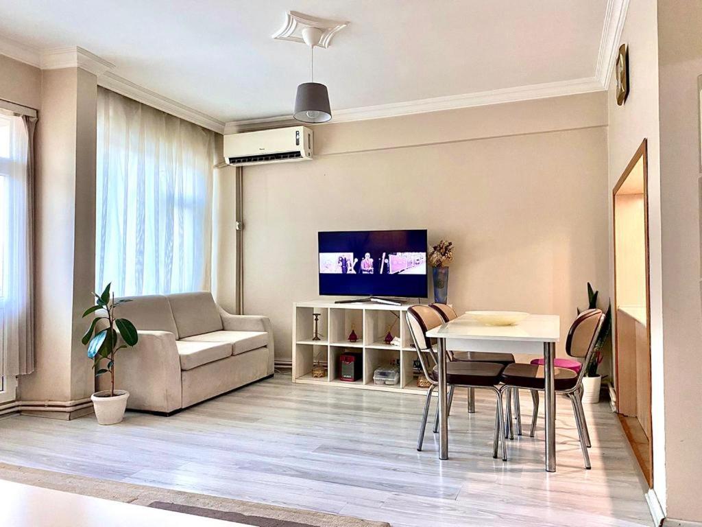 Private Apartment in Cihangir-2+1 - Housity