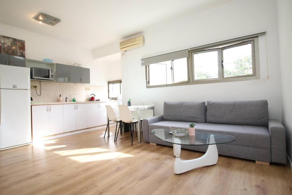 Peaceful 1BD Apartment at Gordon street - Housity