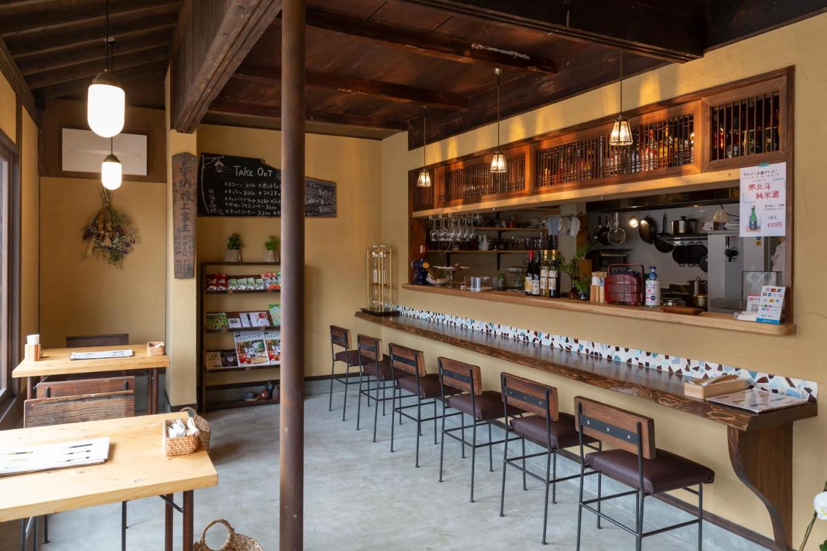 Hostel&Cafe Farolito - Housity