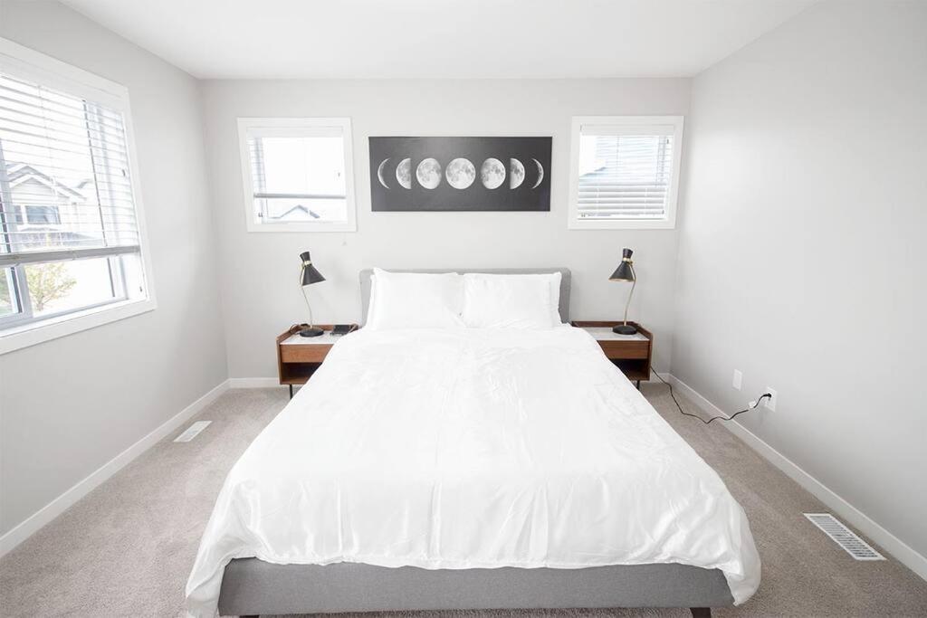 Gorgeous 4 Bedroom Townhouse in South Winnipeg - Housity
