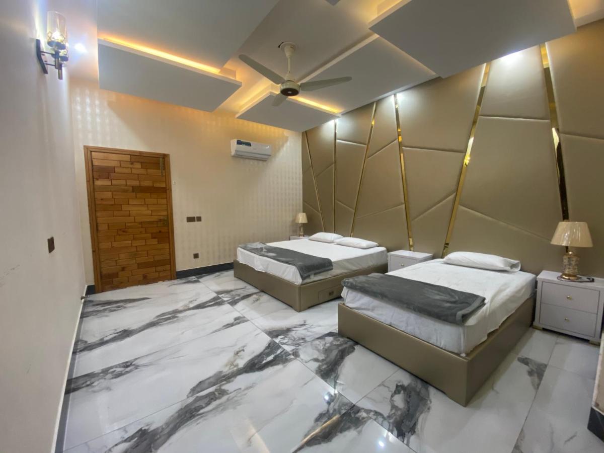 Suitetrails - Burj Al Bahria Town Luxury Suites