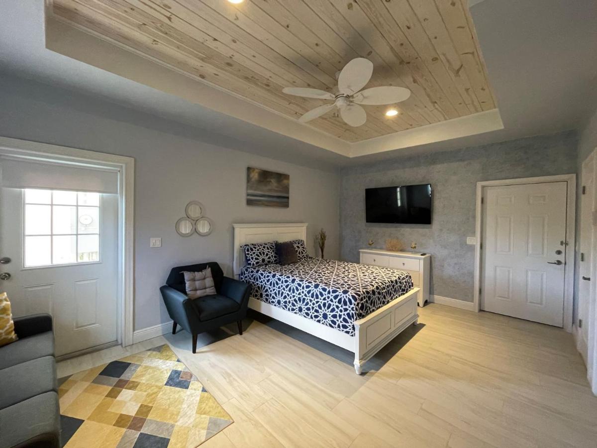 Suitetrails - Nicoles Nest Brand New Exquisite Studio Hideaway