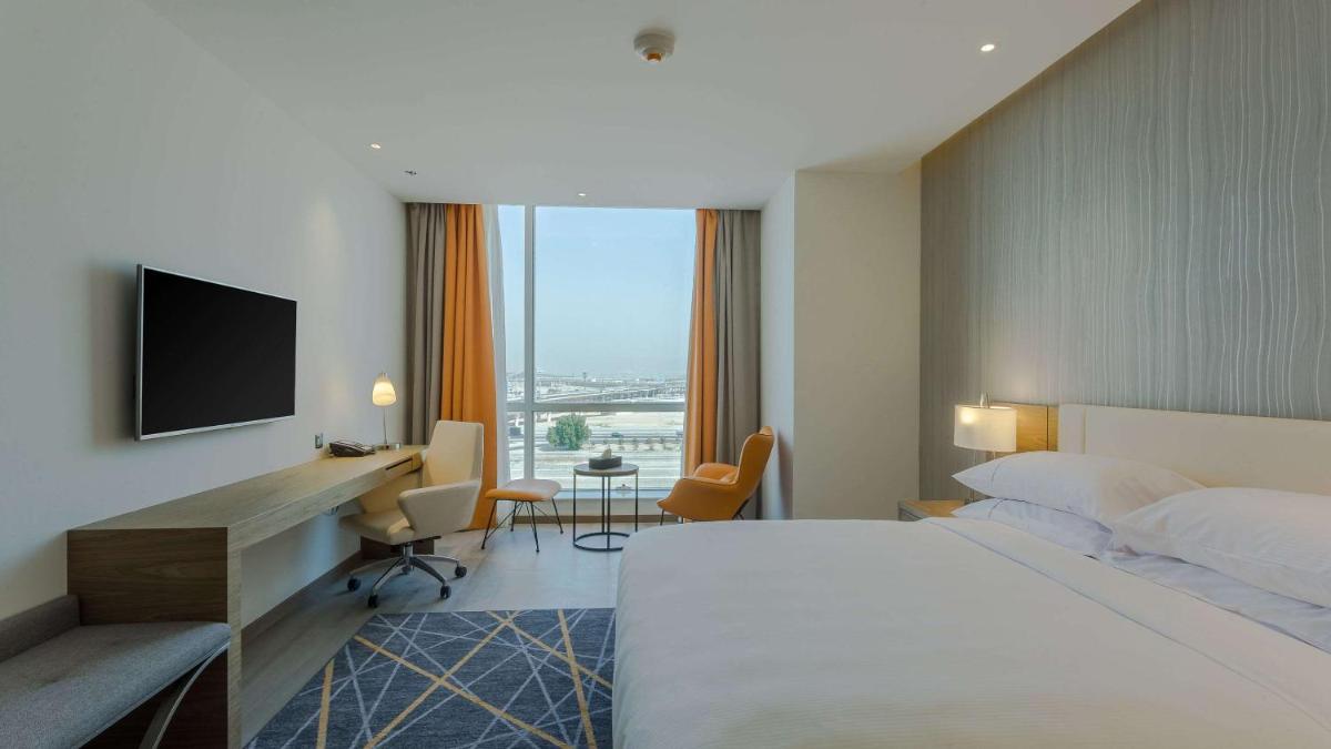 Clarion Hotel Jeddah Airport - Housity