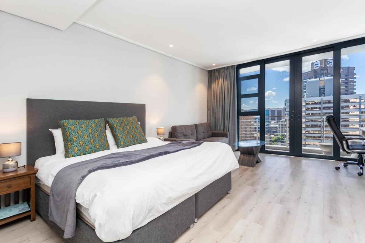 Luxurious 16 on Bree Studio Apartment - Harbour Views - Housity