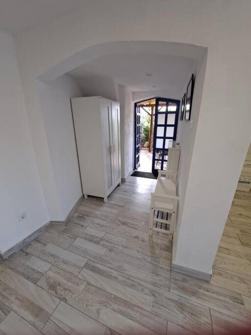 Suitetrails - Tenerife Apartment Dulcynea with terrace and garden 600m2 with ocean and Teide view
