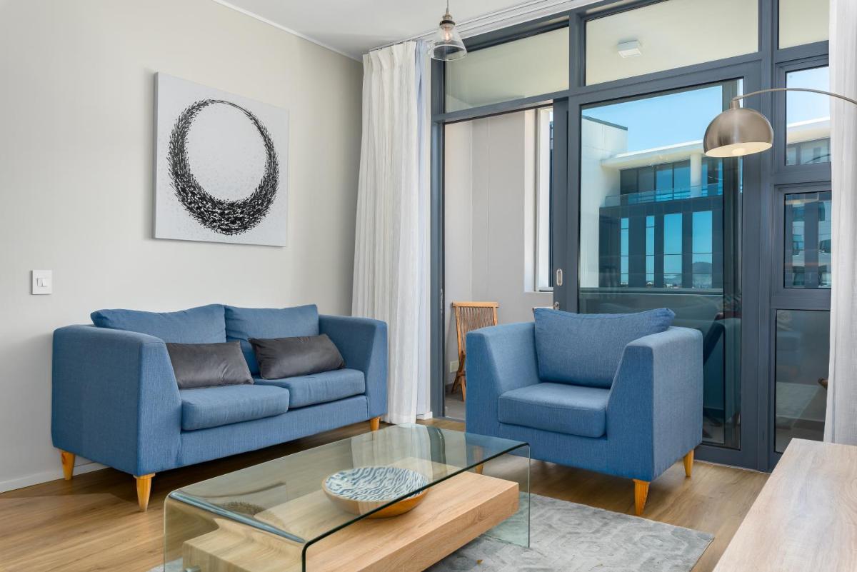 Suitetrails - The Axis Luxury Apartments