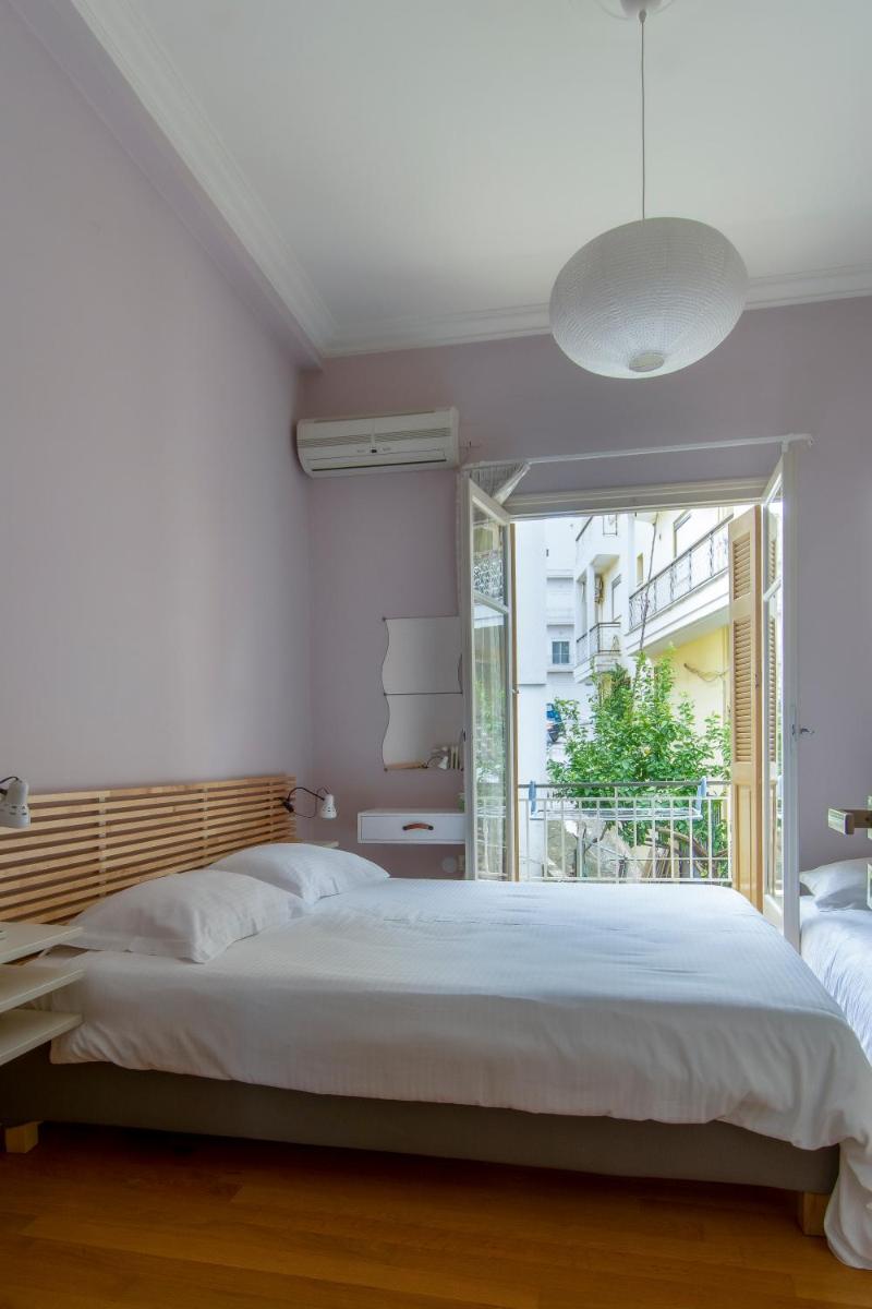 Apartment overlooking the old bridge - Hizvo