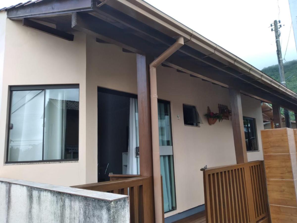 Casa para temporada - Cantinho do Ribeirão Florianópolis - Housity