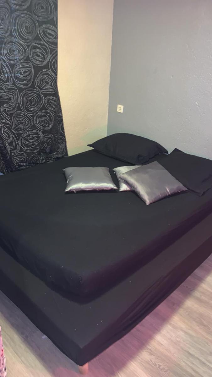 Appartement T2 rue piétonne 100m de la plage - Housity