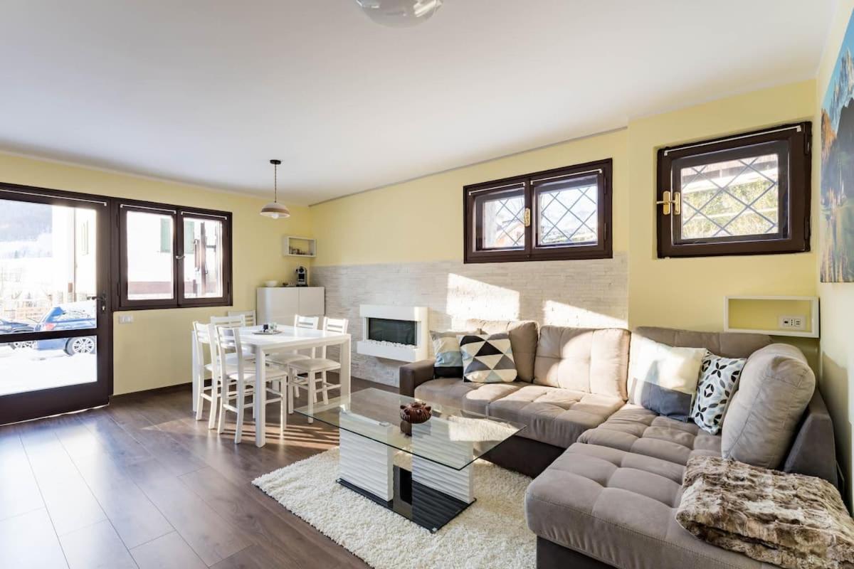 Cortina Comfort House - Housity