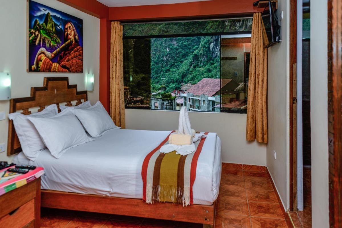 Hostal Vista Waynapata 123 - Housity