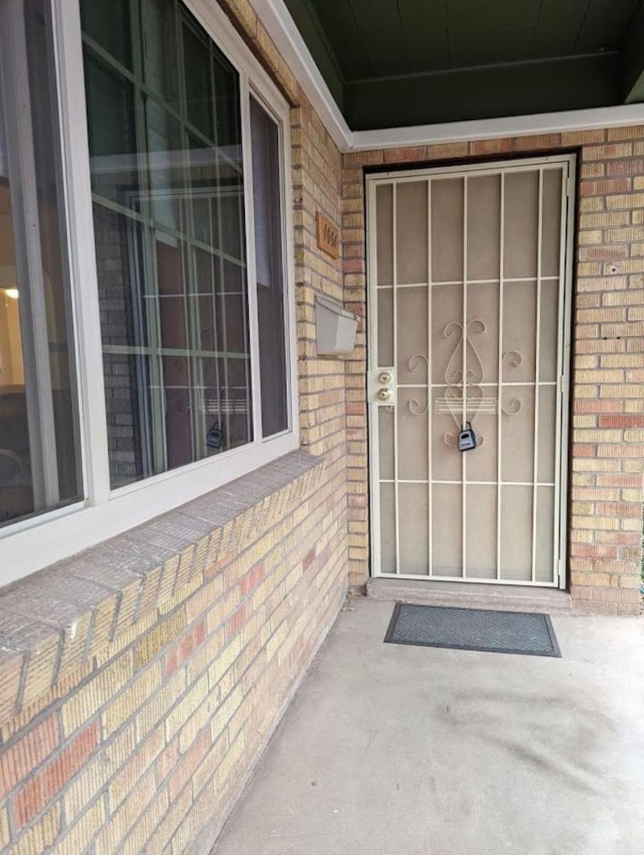 Warm and Welcoming 2BR close to UNM North Campus - Hizvo
