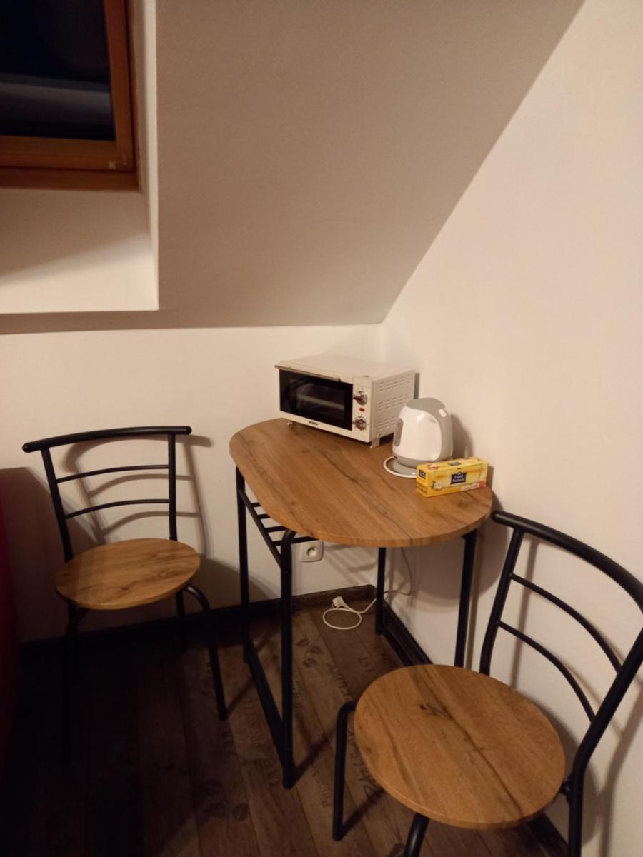 Pokój na Mazurach - Housity