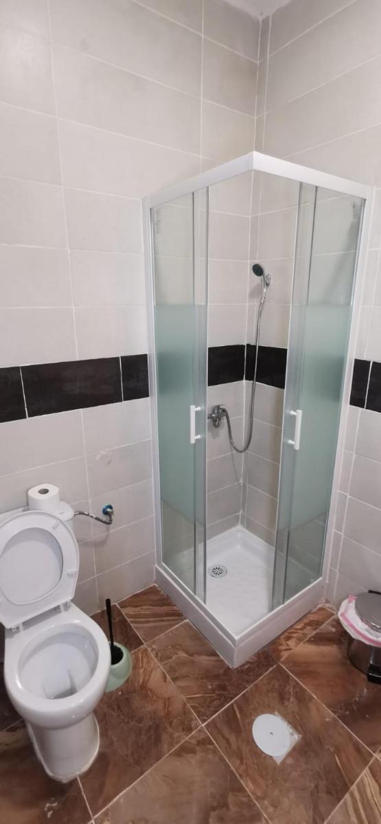 HOSTAL GRACIA - Housity
