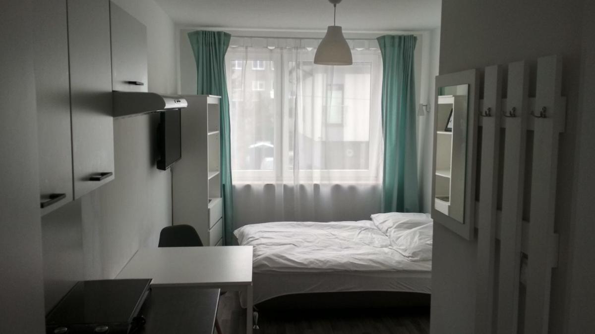 SleepWell Apartments Warszawa - blisko centrum, spokój, bezpłatny parking - Housity
