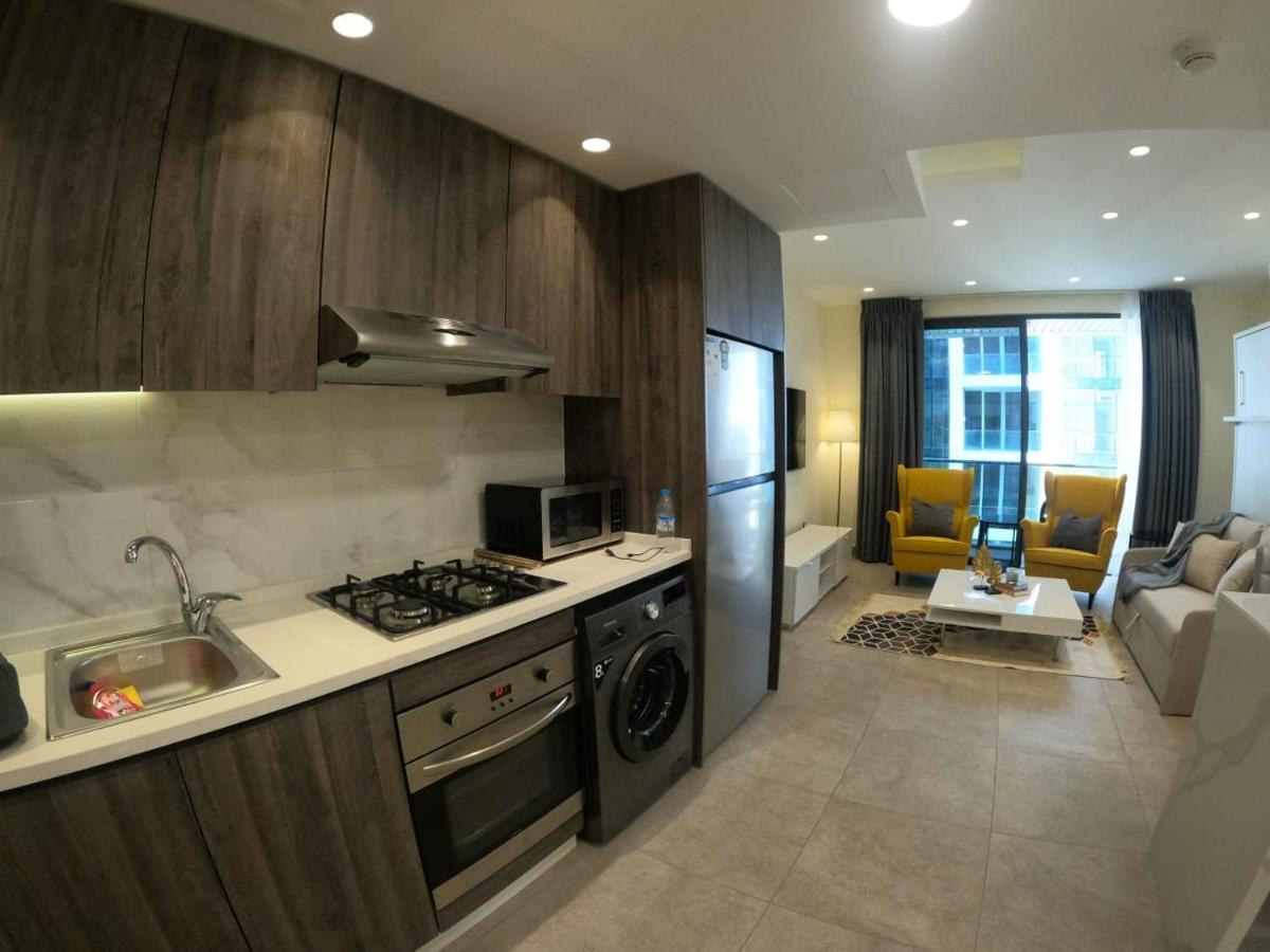 Suitetrails - Luxury Apartment in DAMAC Towers