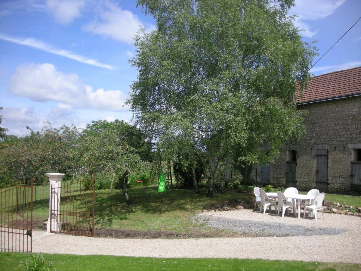 Villa Le Pont-Chrétien-Chabenet, 3 pièces, 7 personnes - FR-1-591-206 - Housity
