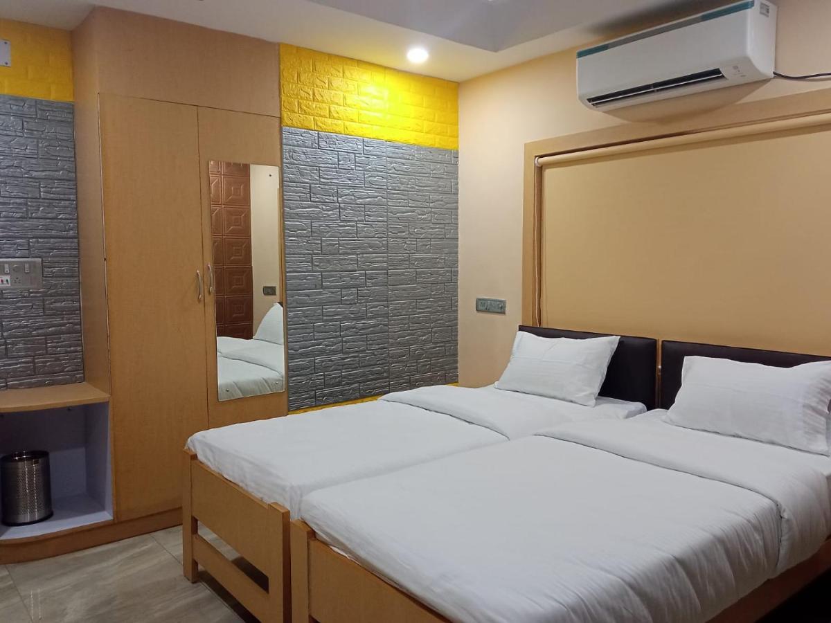 Soukyam Hotel - Housity