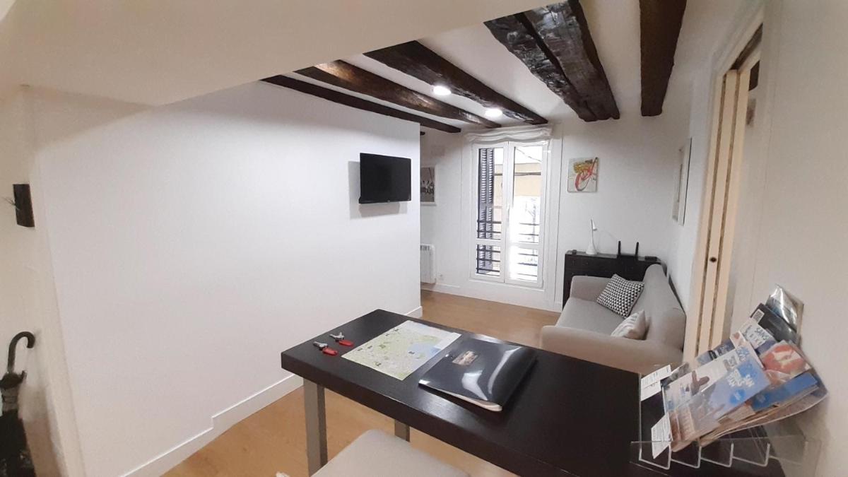 Suitetrails - LUXURY IN OLD TOWN NEAR BEACH - by www,SanSebastianApartments,es
