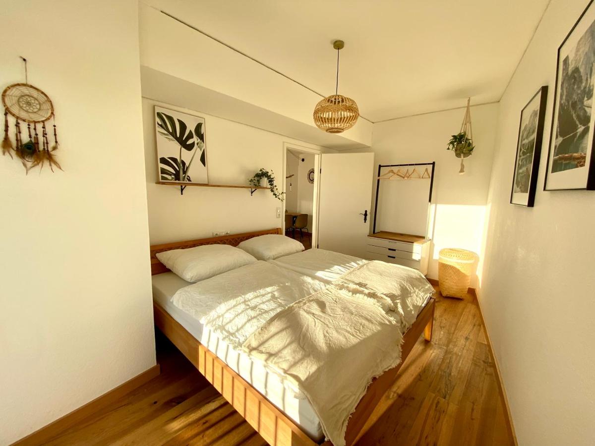 Best Butler Skyline Lodge City Apartment Netflix - Housity