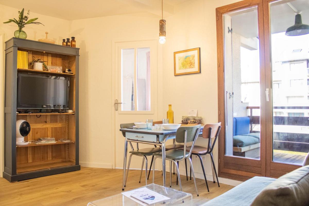 Les Écureuils - calme, parking & balcon - Housity
