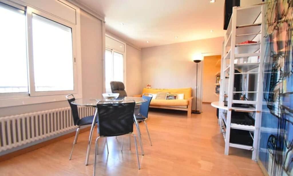 Suitetrails - 3 Bedroom Jazz Apartment with Private Terrace