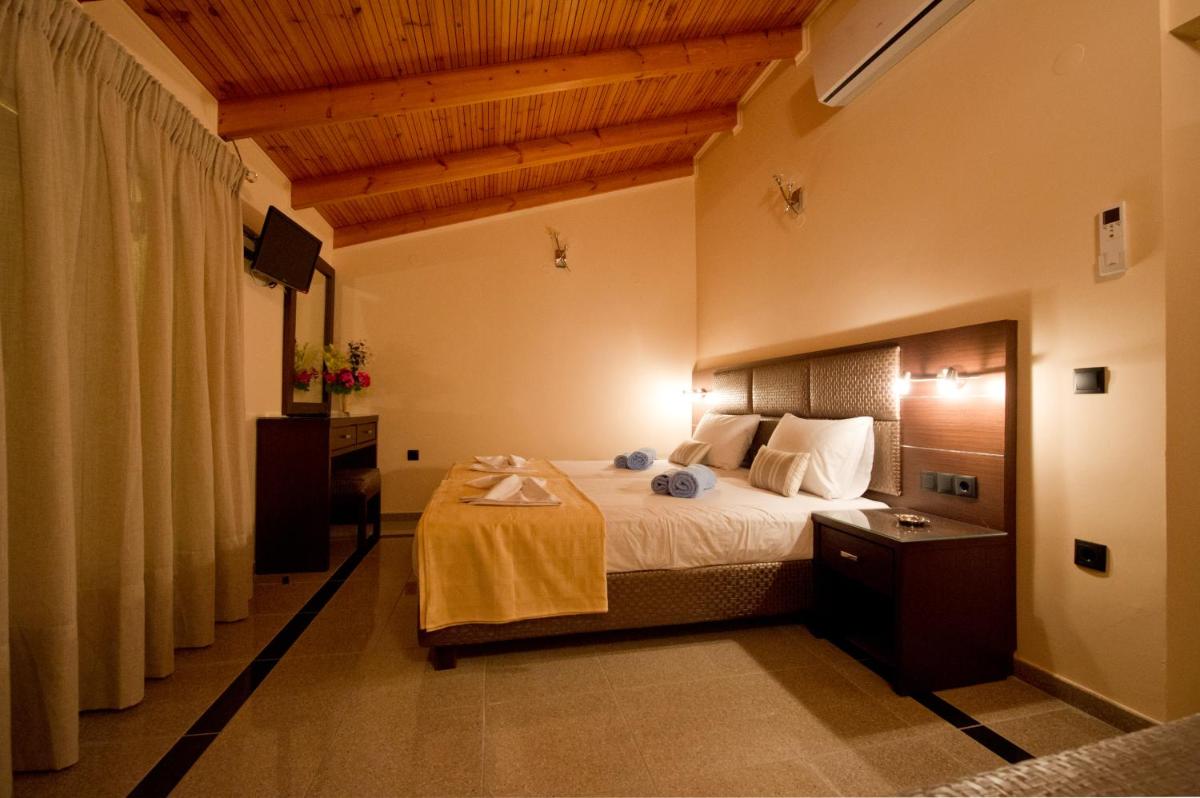 Pansion Nikos Vergos - Housity