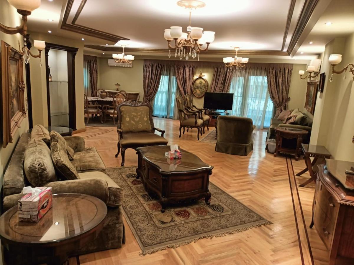 Suitetrails - Super Deluxe Apartment in Sheraton Area near Cairo Int'l Airport