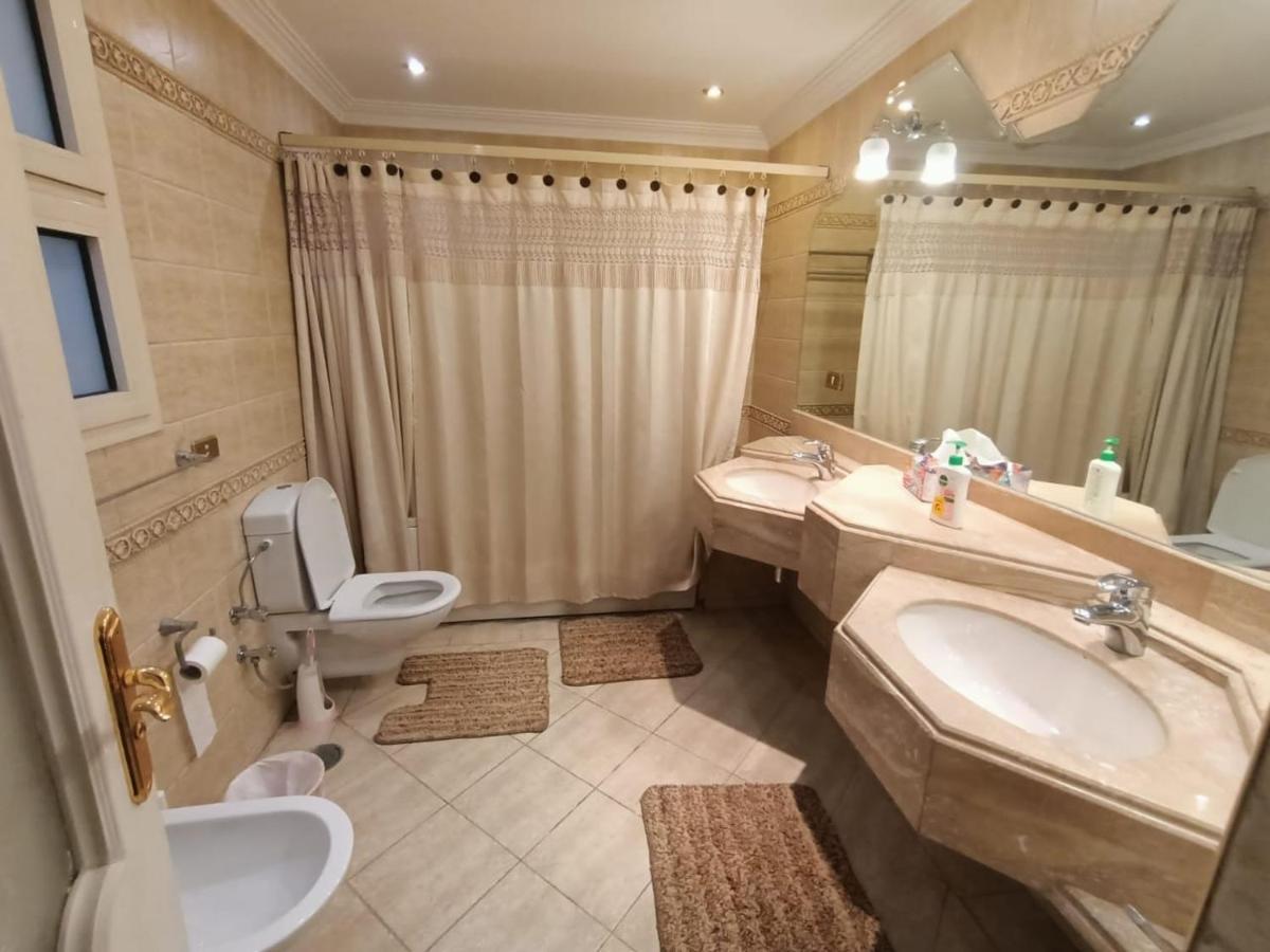 Suitetrails - Super Deluxe Apartment in Sheraton Area near Cairo Int'l Airport