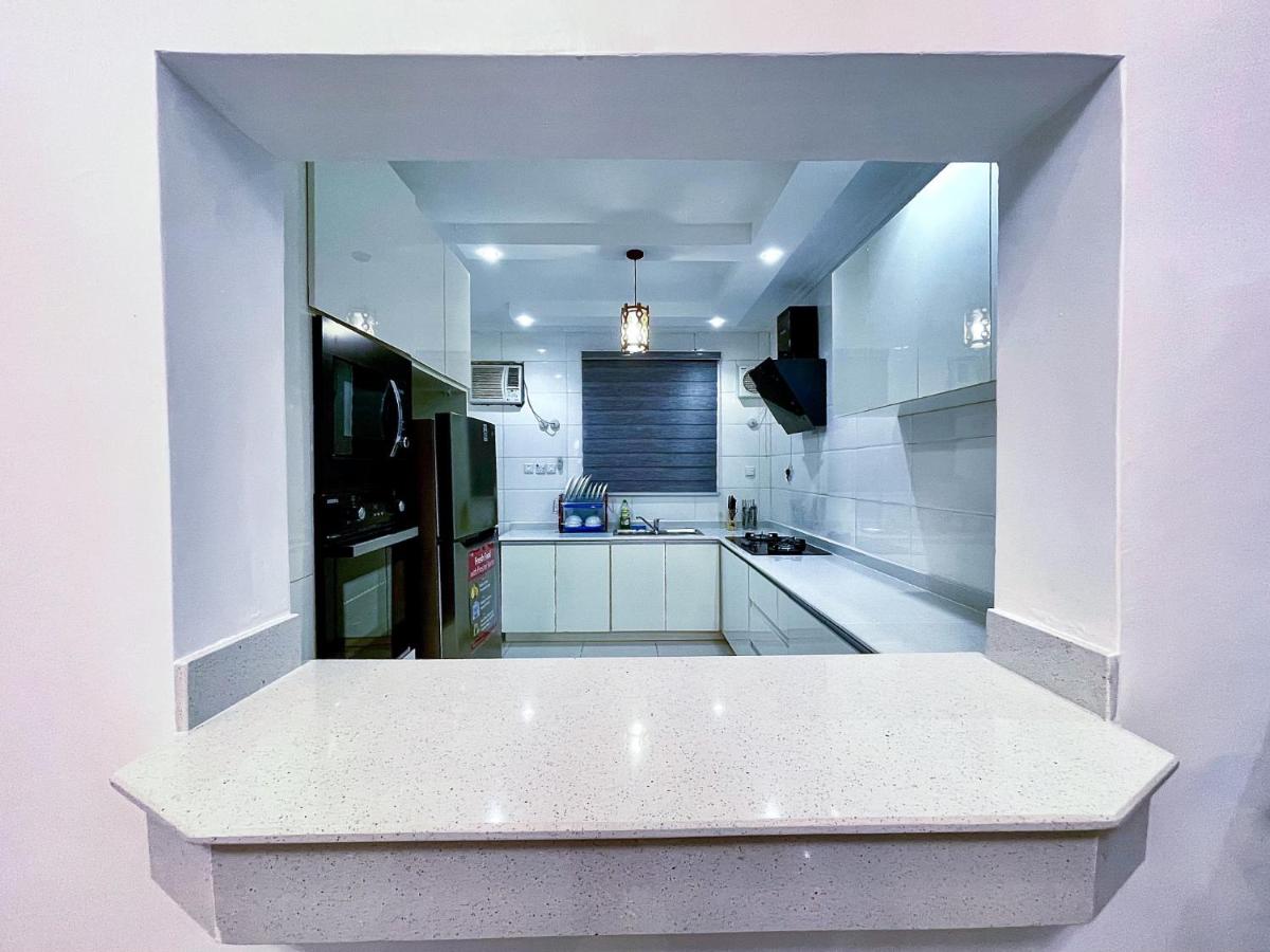 Suitetrails - STYLISH THREE BEDROOM PENTHOUSE APARTMENT