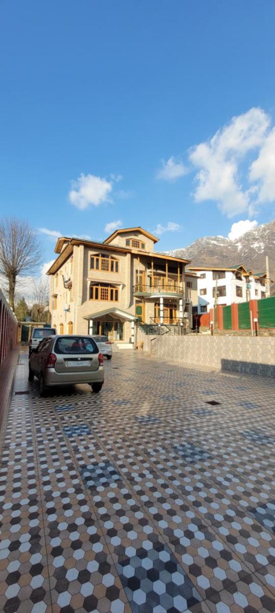 Suitetrails - City Hills Resort A Boutique Hotel
