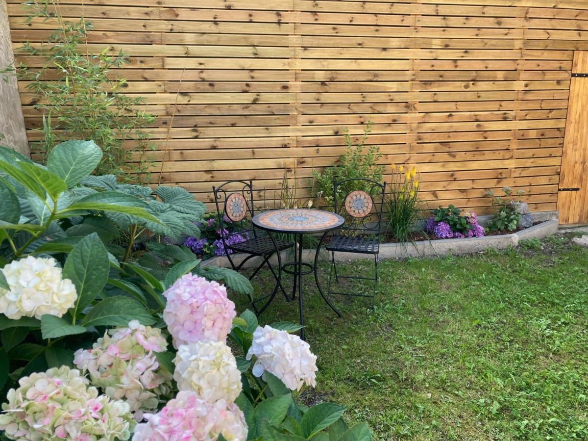 Suitetrails - Ferienhaus Gartenblick