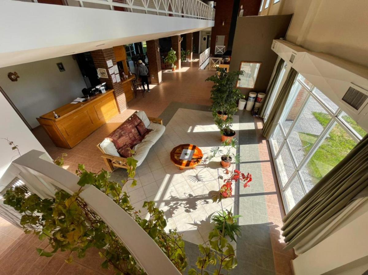 Suitetrails - Hosteria Lago Cardiel