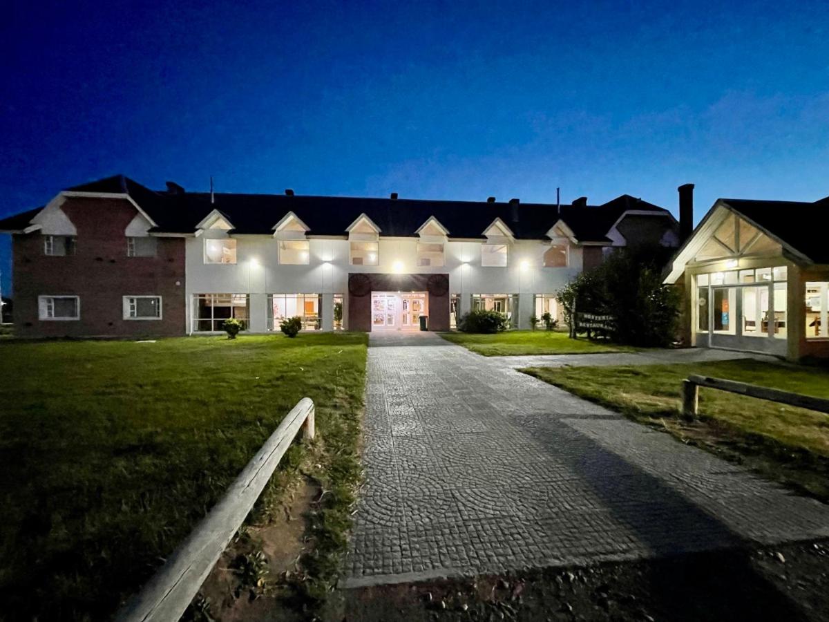 Suitetrails - Hosteria Lago Cardiel