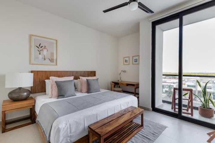 San Francisco by Andiani Travel - Housity