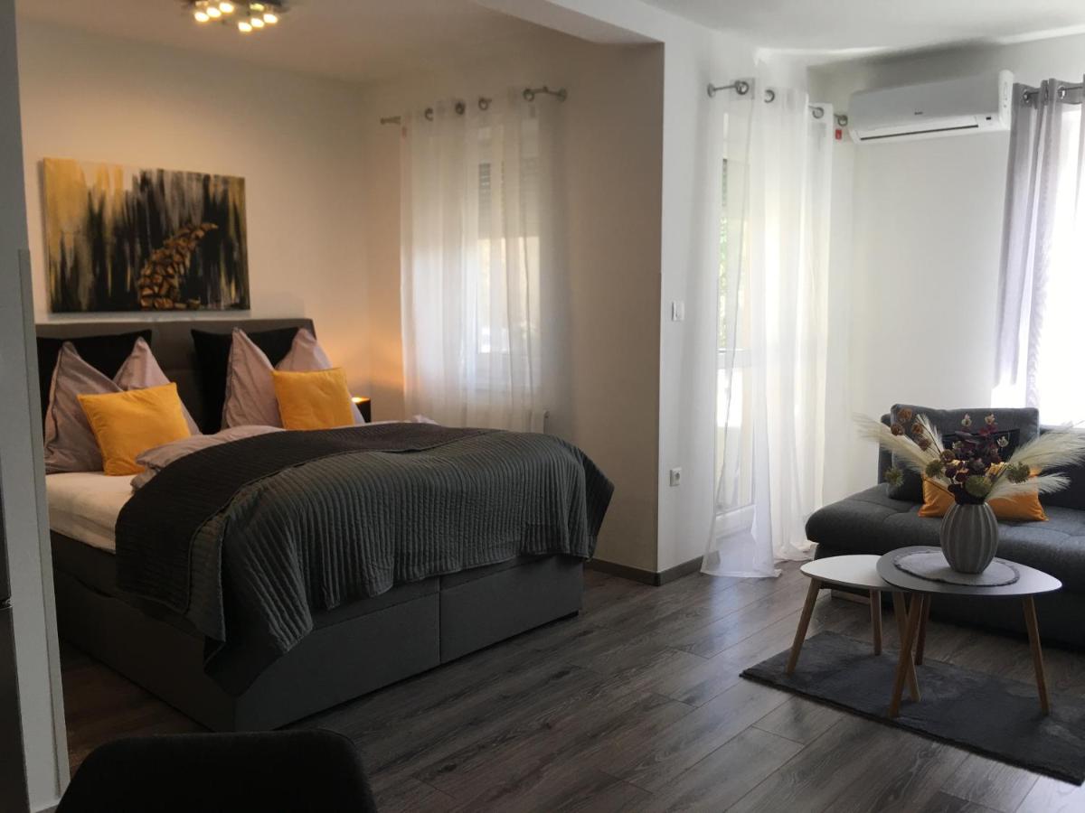 HOME Apartment - Housity
