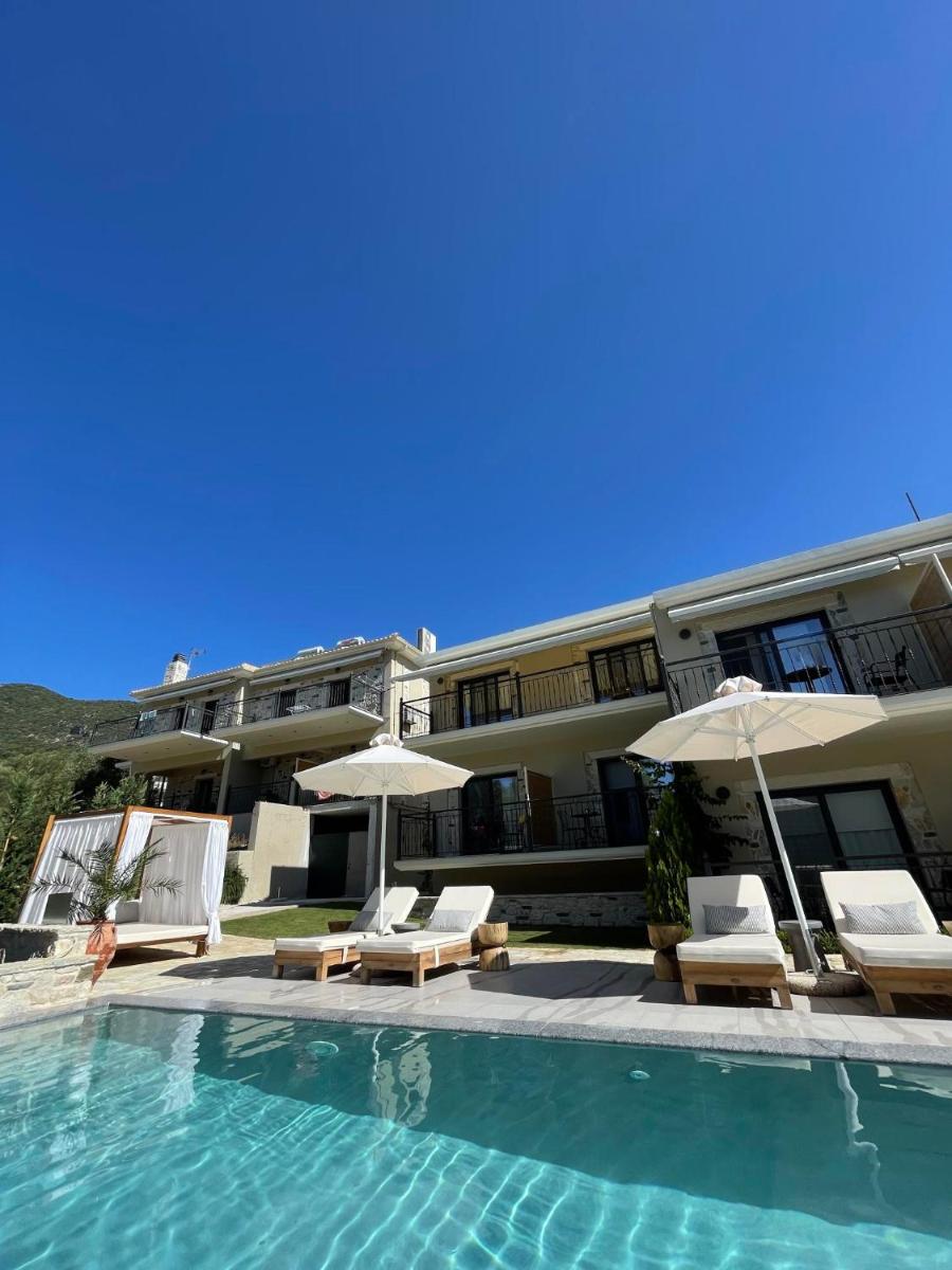 Suitetrails - Charisma Boutique Hotel