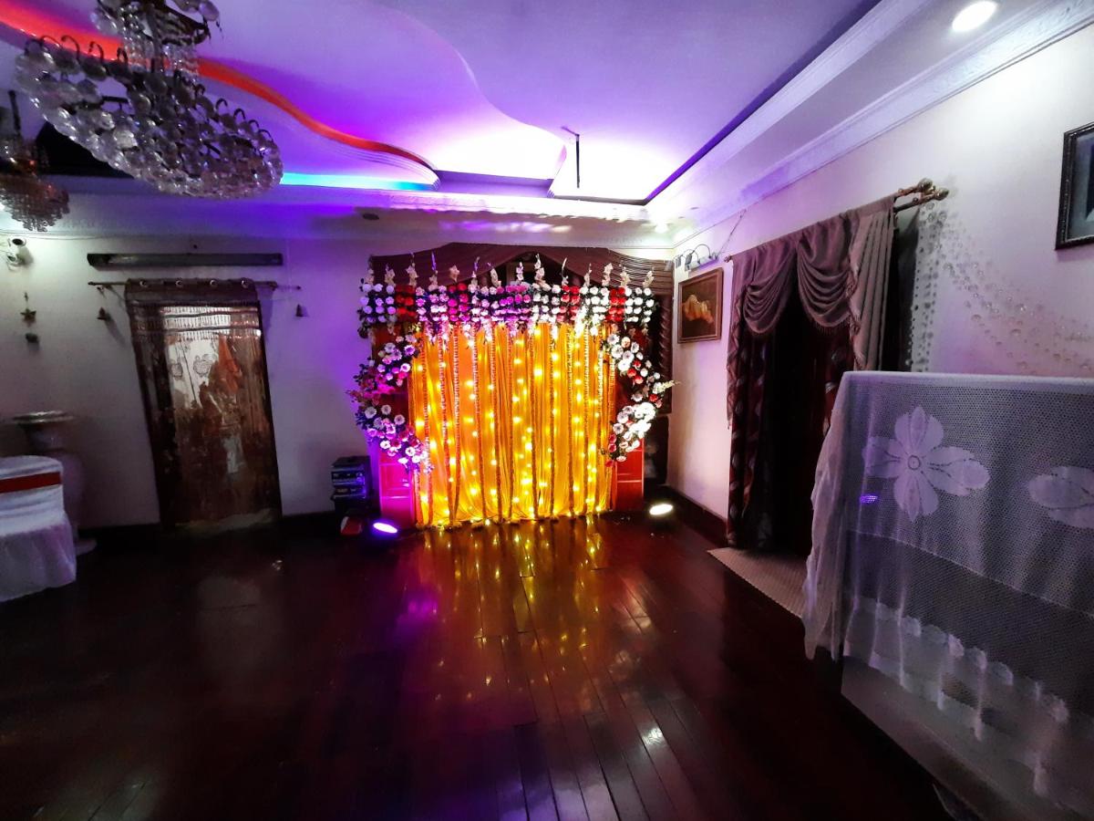 The Candy Suites - Housity