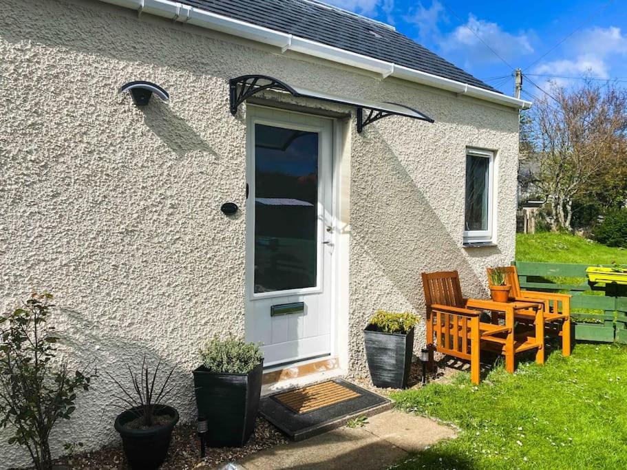 Spacious room in the centre of Portree - Housity