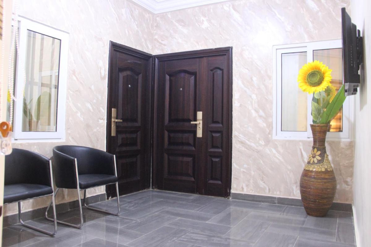 Suitetrails - Beautifulgate Hotel