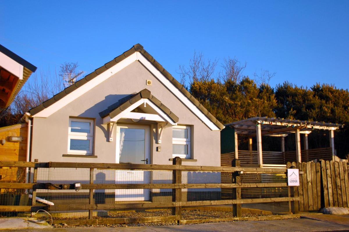 Gracehill Lodge - Guest Accommodation - Housity