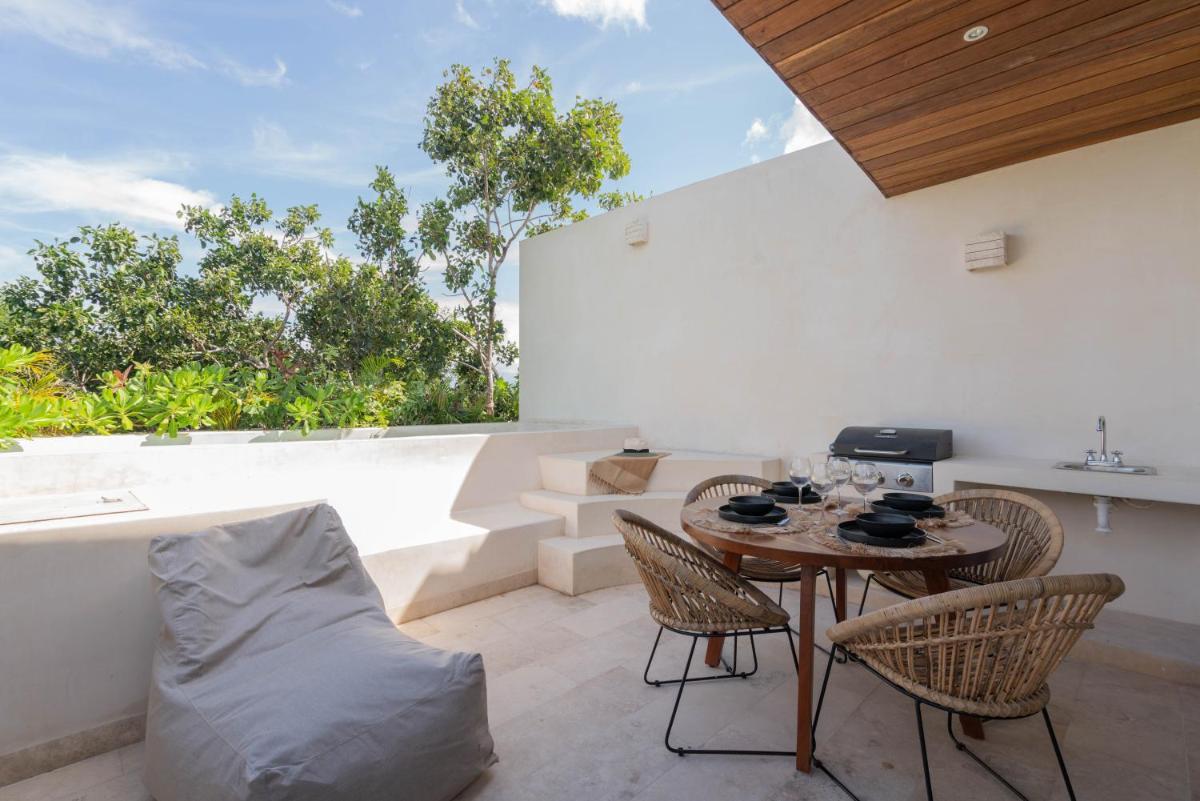 Suitetrails - Yaxte Maya, 2BR Penthouse with Private Pool, Aldea Zama
