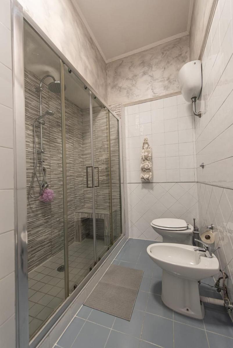 Suitetrails - Materdei Metro Apartment