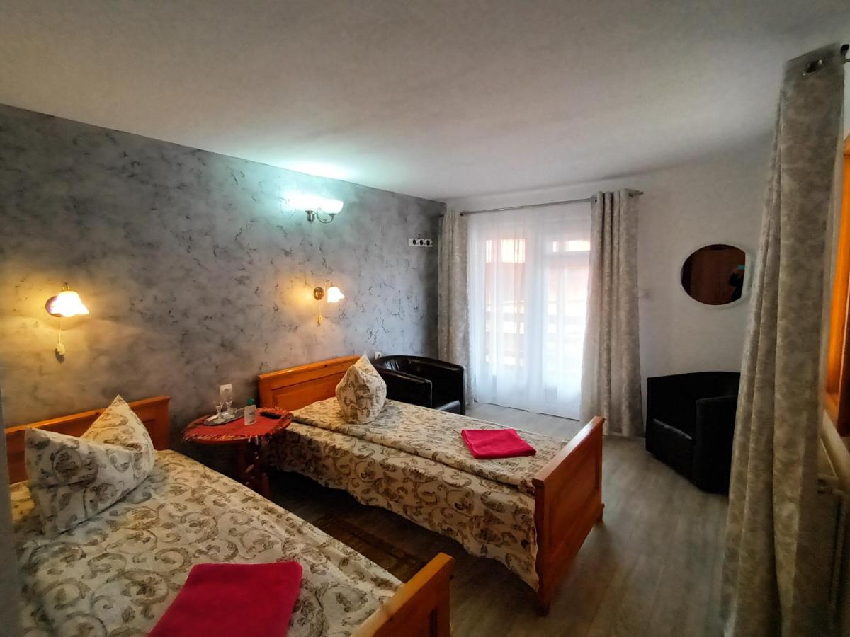 Pension Calborean - Housity