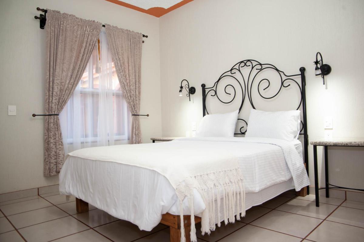 Encanto de la Sierra Hotel - Housity