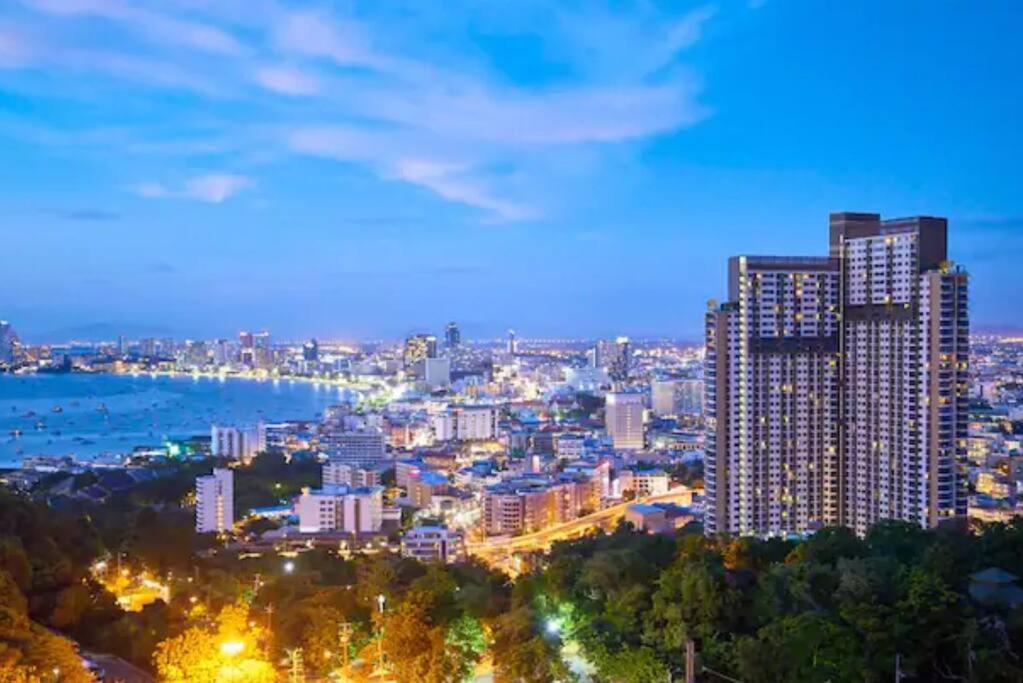 26 floor studio-unixx condo pattaya - Housity