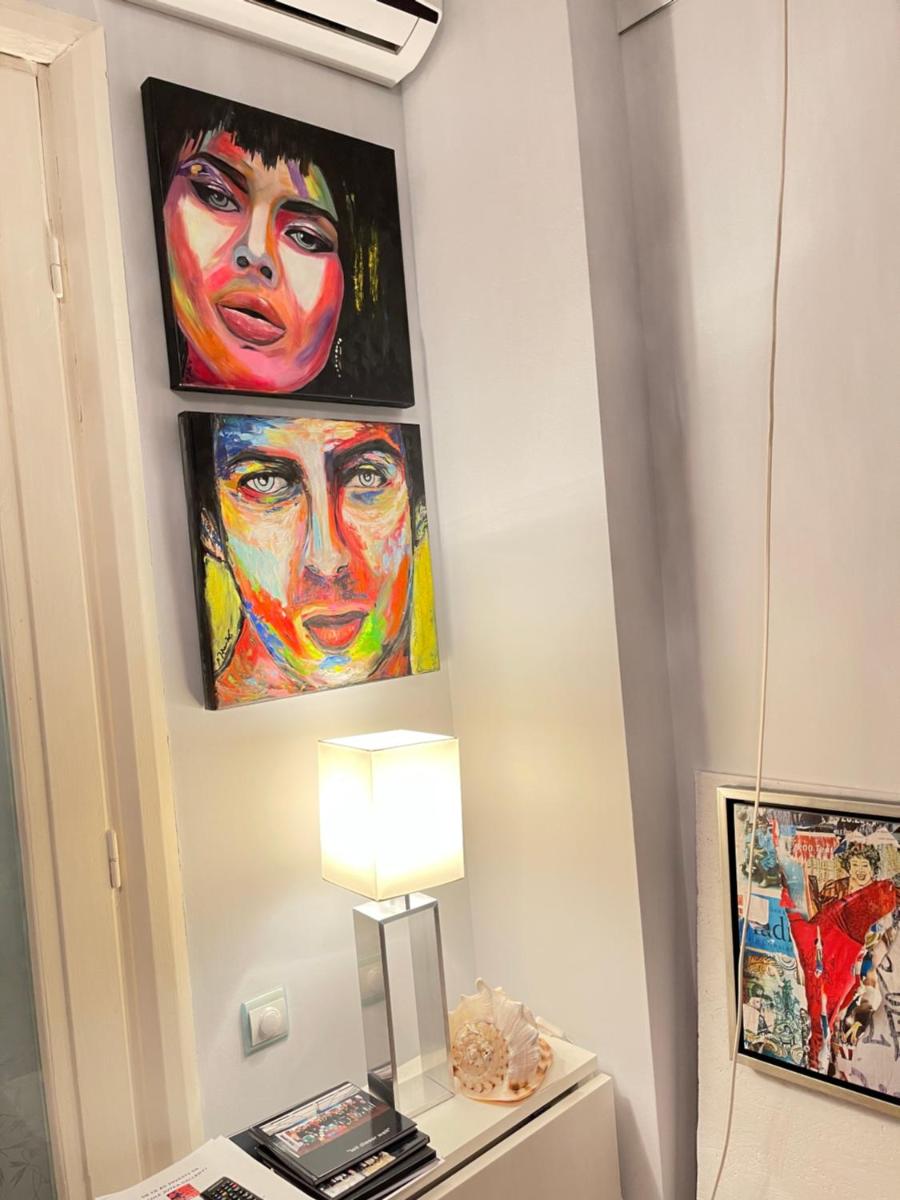 Suitetrails - Apartament Happiness by Nicole Jutka visual artist Bucharest